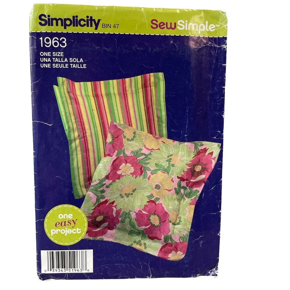 Simplicity‎ Sew Simple 1963 Easy Pillow Sewing Pattern Kit For 14